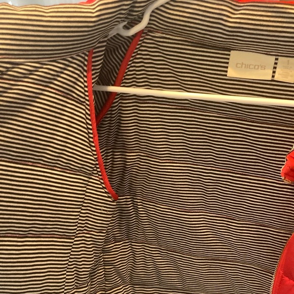 Chico's EUC Red elbow length sleeve Puffer Jacket Sz 1/M 8-10 - Picture 4 of 6